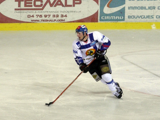 etiennecroz.jpg